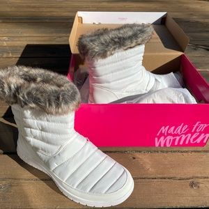 Ryka Women’s Fur Trim Lightweight Boota